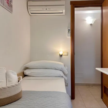Apartahotel Paradise Complex *