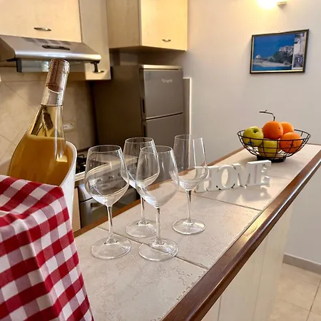 Lägenhetshotell Paradise Complex 3*