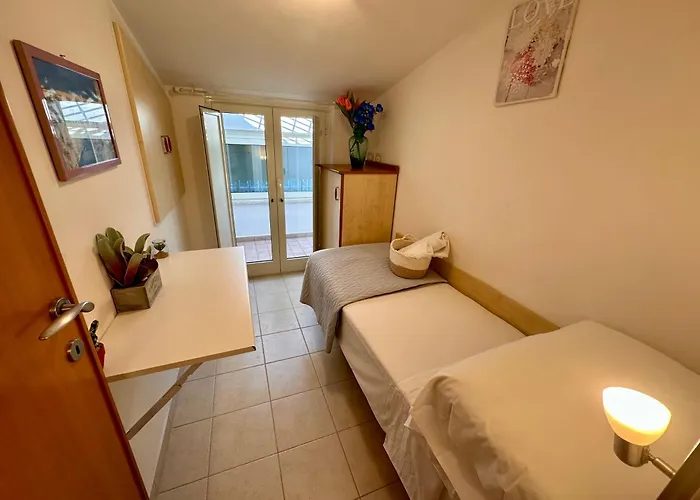 Paradise Complex Aparthotel