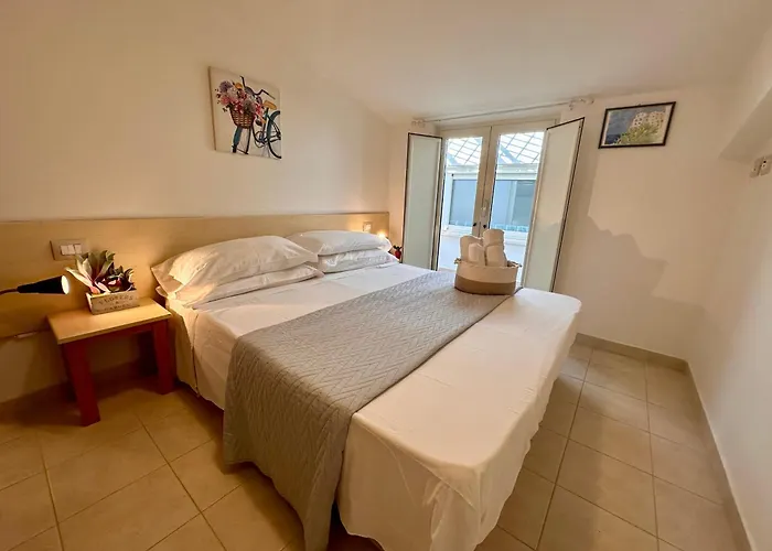 Aparthotel Paradise Complex Sperlonga